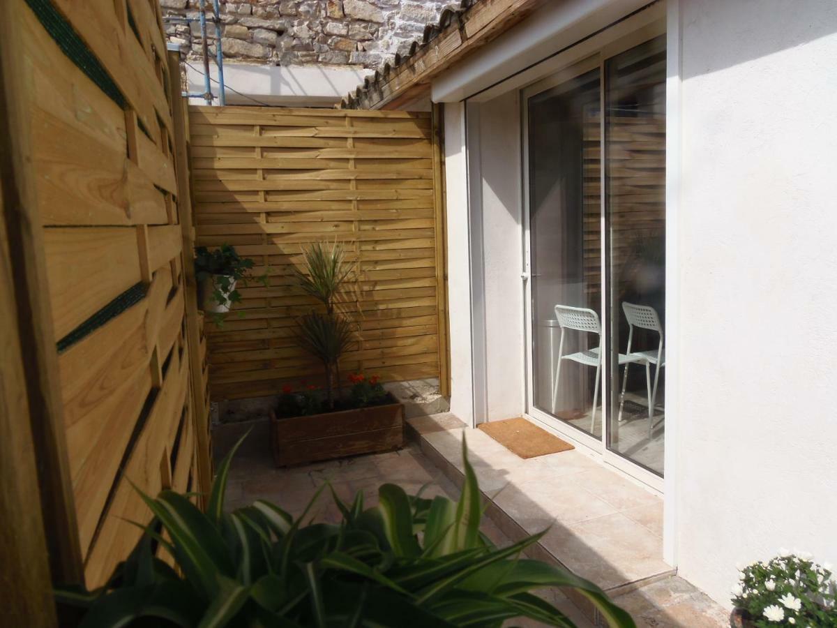 Joli Mazet Entre Montpellier Et Nimes Apartment Aimargues Exterior photo